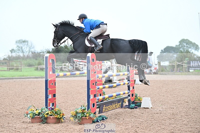 231013A-160015-03172 - Cls 10 National 1.30m Open