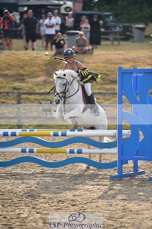 230617-182918-07998 - Cls 40 Jolly Jumps Ride & Run