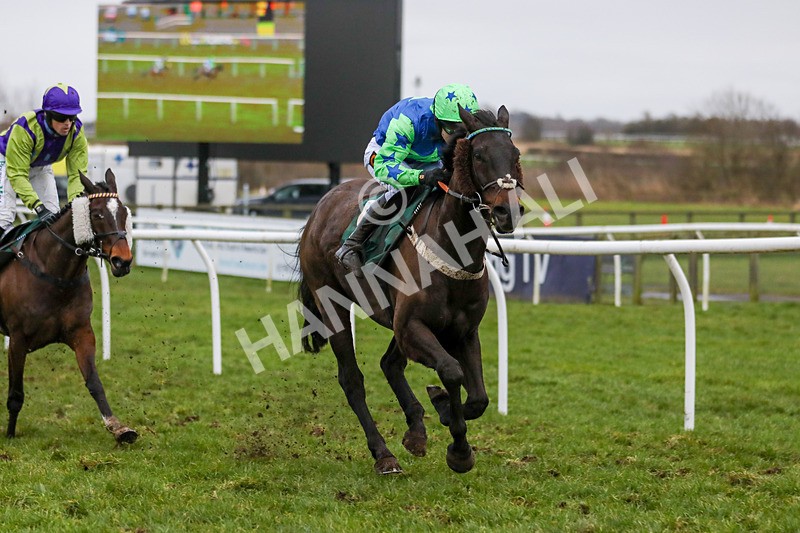 110124-Race 6-Shantou Moon-5419 - Race 6