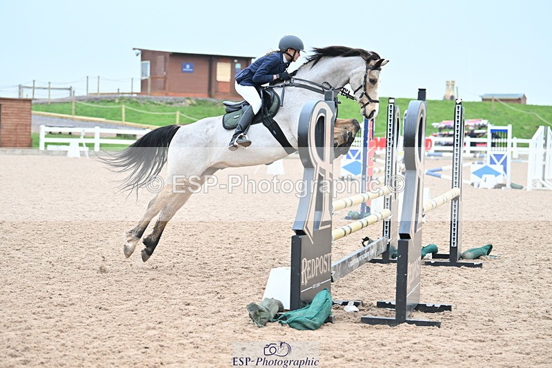 240128A-111240-00457 - Cls 3 Pony Discovery and 90cm Open