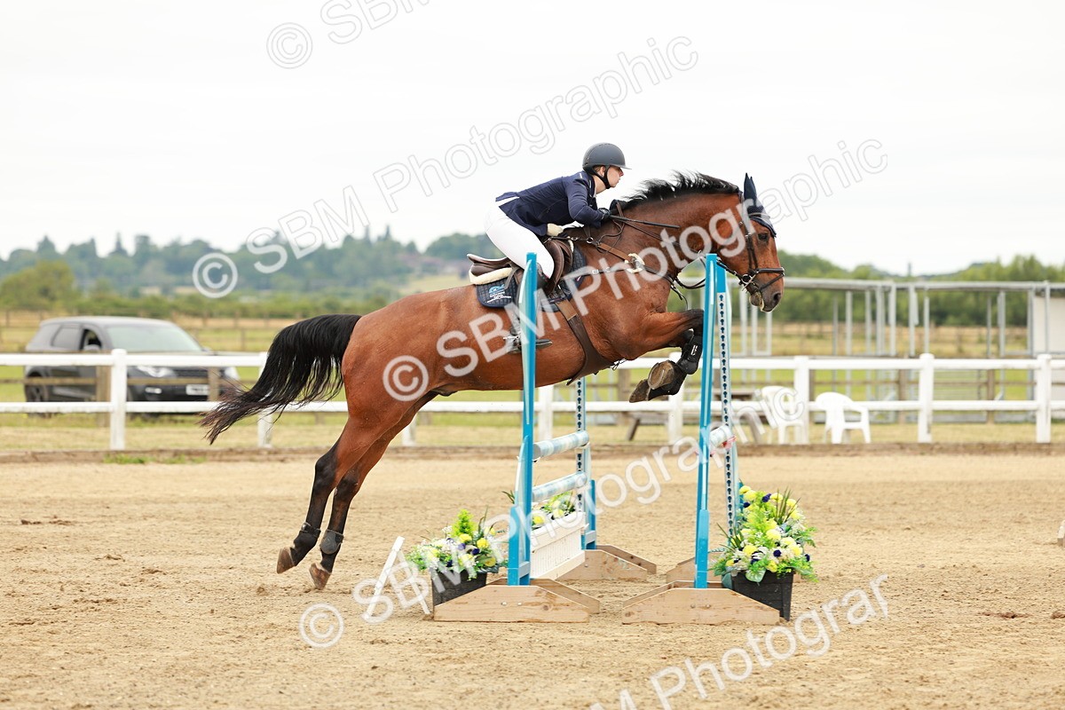 SBM_016084 - Class 19 - Senior Discovery - 1.00m