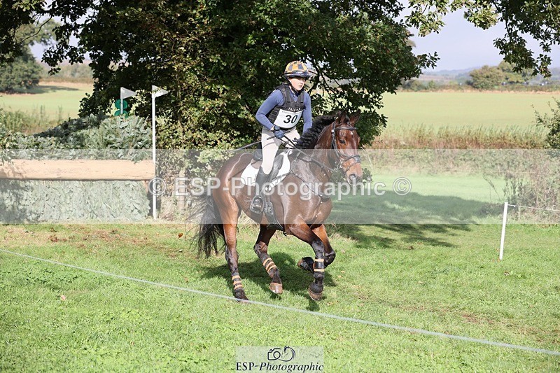 231020-105719-06280 - 030-MONBEG.SHELBY-Kat.Raybould-XC