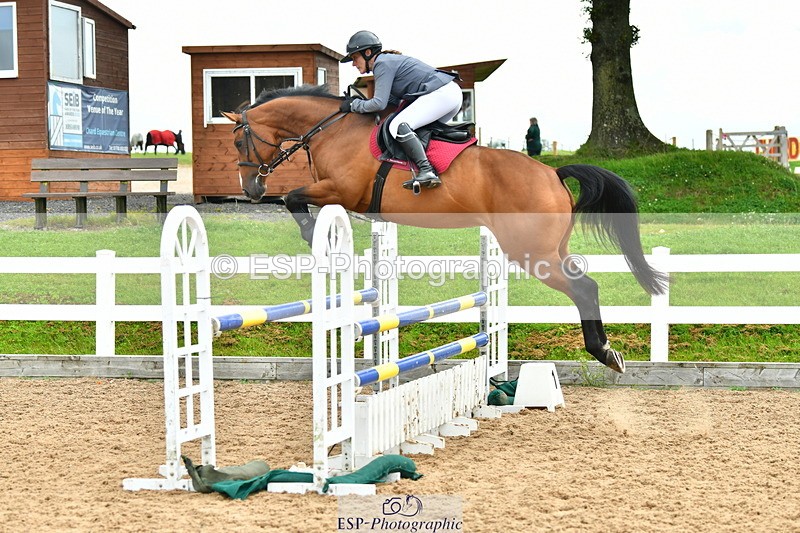 230813A-102230-11408 - Cls 40 A&B Senior Discovery & 1m Open