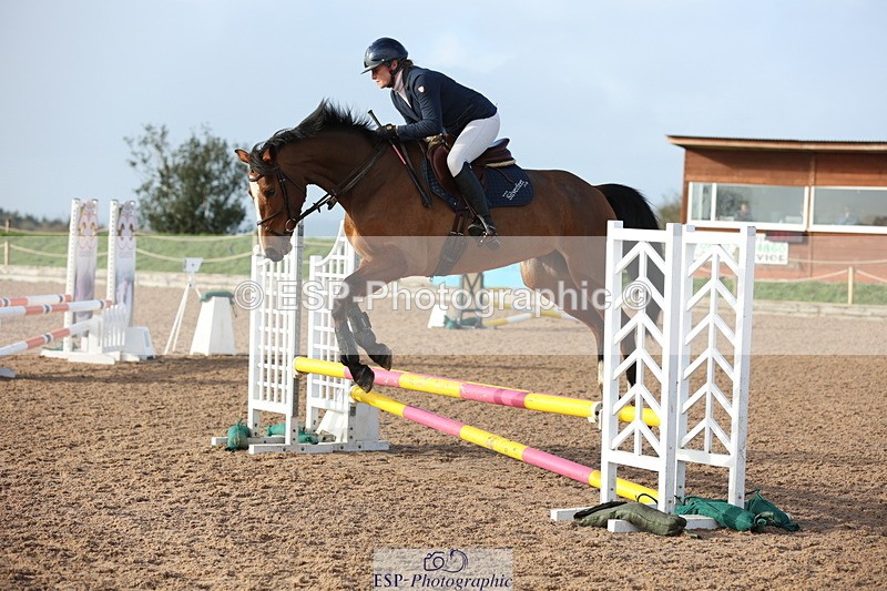 240210A-102016-00355 - Cls 17+18 Club and Schools 70cm