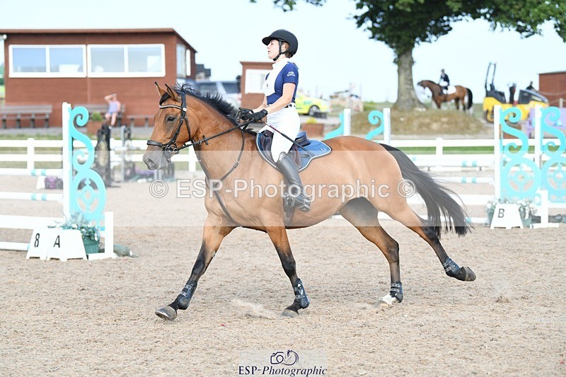 250725-170954-04110 - Cls 10 1.05m Amateur Quali