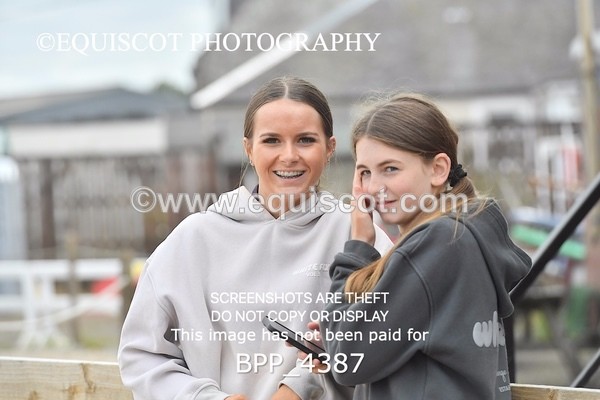 BPP_4387 - CLASS 12 SUN Senior British Novice/ 90cm Open