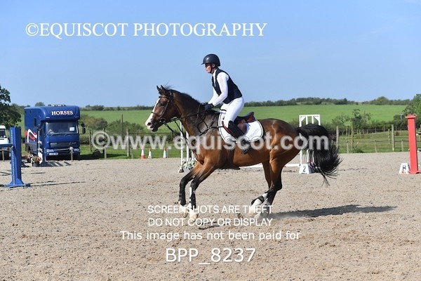 BPP_8237 - CLASS 7 Senior Foxhunter/ 1.20m Open