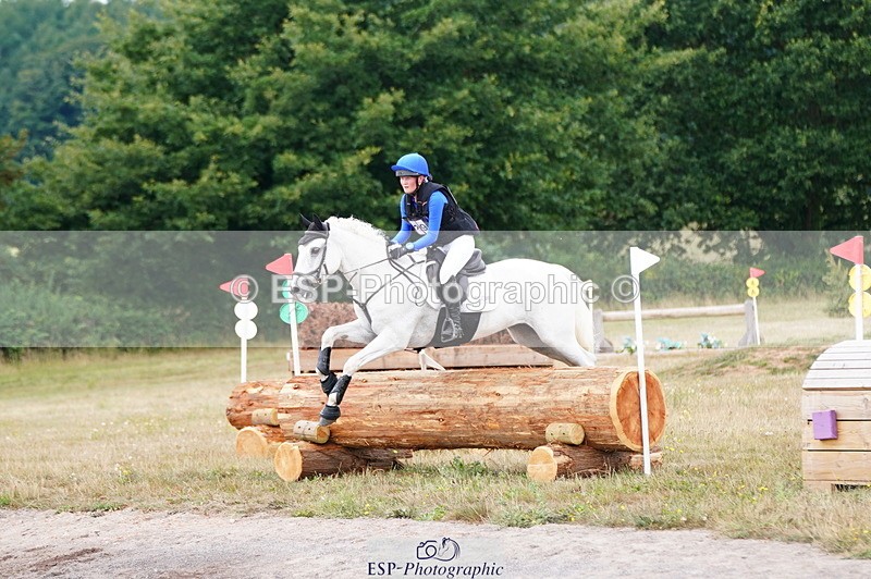 250802A-124622-04123 - A-029-Jessica.Saunders-RATHLEE.OG