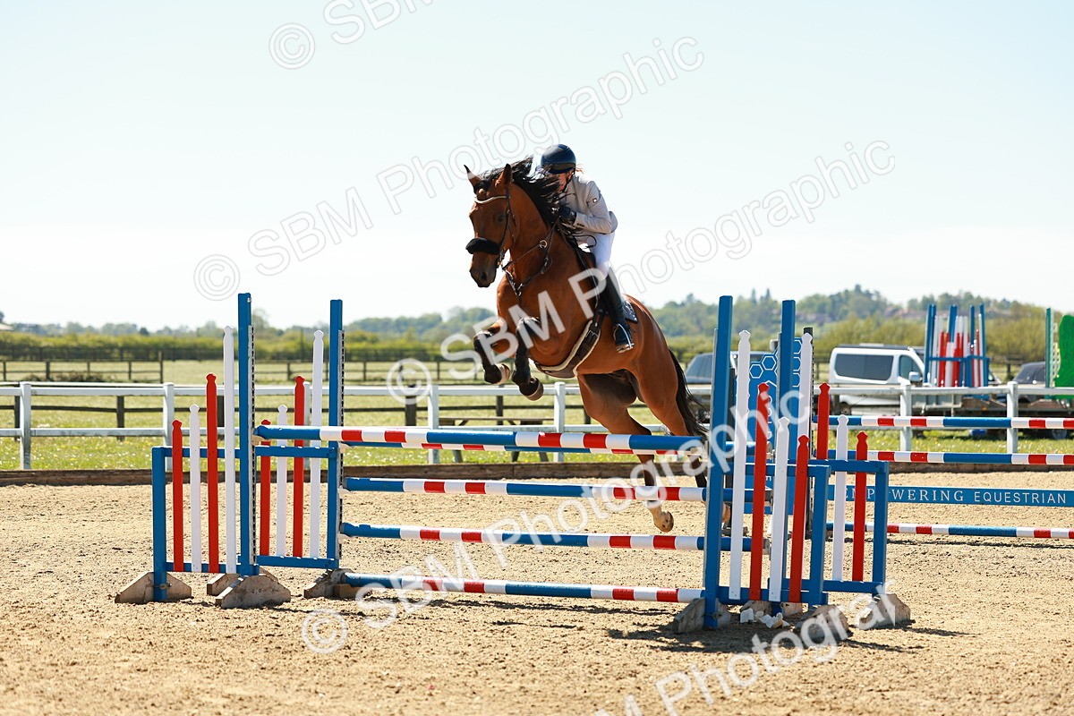 SBM_001113 - Class 4 - Senior Newcomers 1.10m