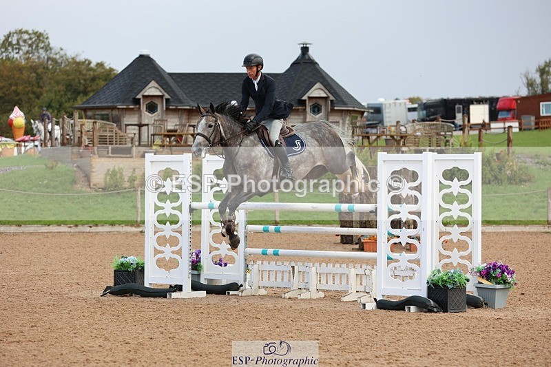 250911-124357-01543 - Cls 3 Snr Foxhunter