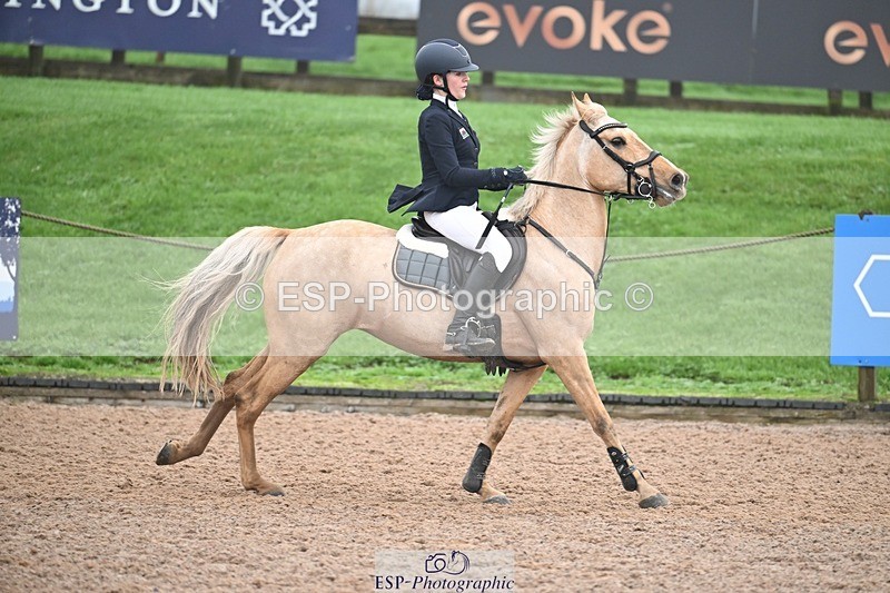 251115-132958-00795 - Cls 32+33 Springboard and Winter 138cm