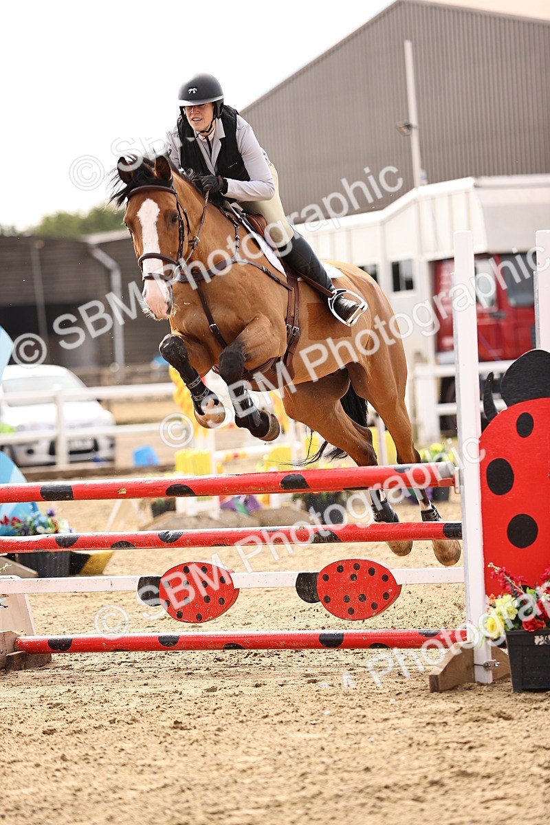 SBM_009400 - Class 7 - Senior Discovery - 1.00m Open