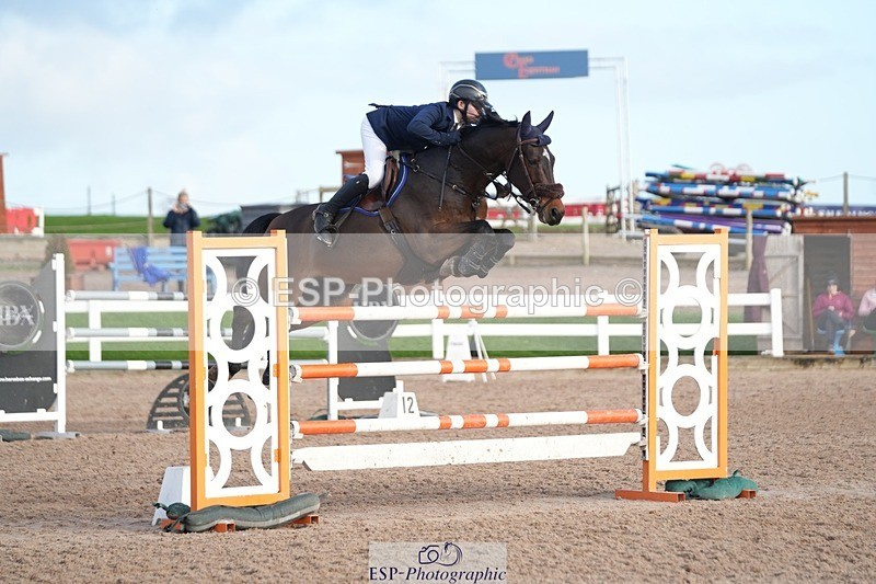 251108-143456-02879 - Cls 16 Snr 1.30m and 1.40m