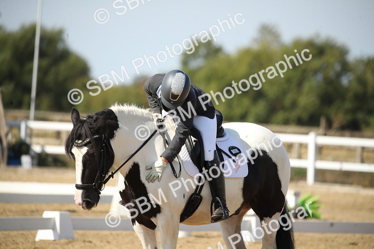 SBM_004184 - Class 11 - Novice 5 - 10.24-11.20