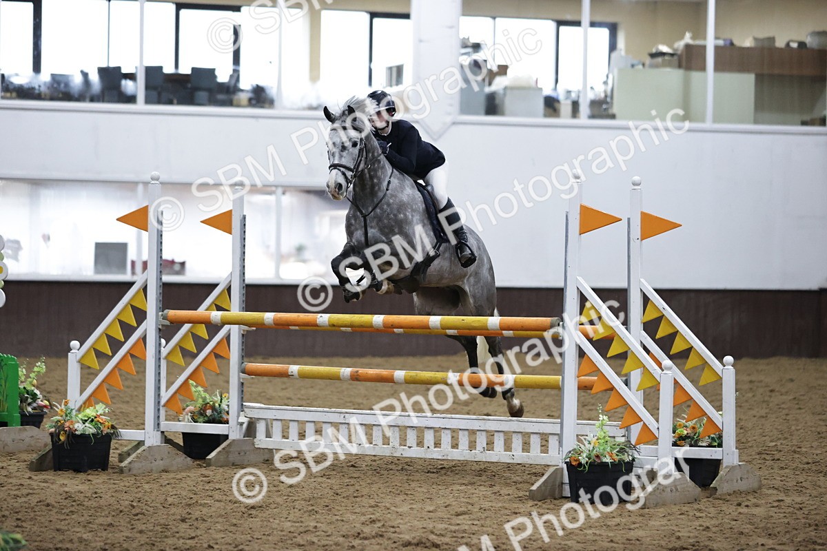 SBM_001271 - Class 4 - Senior Newcomers/ 1.10m Open