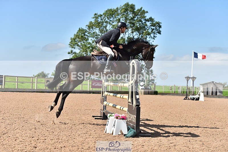 230810A-110726-00795 - Cls 9 Foxhunter