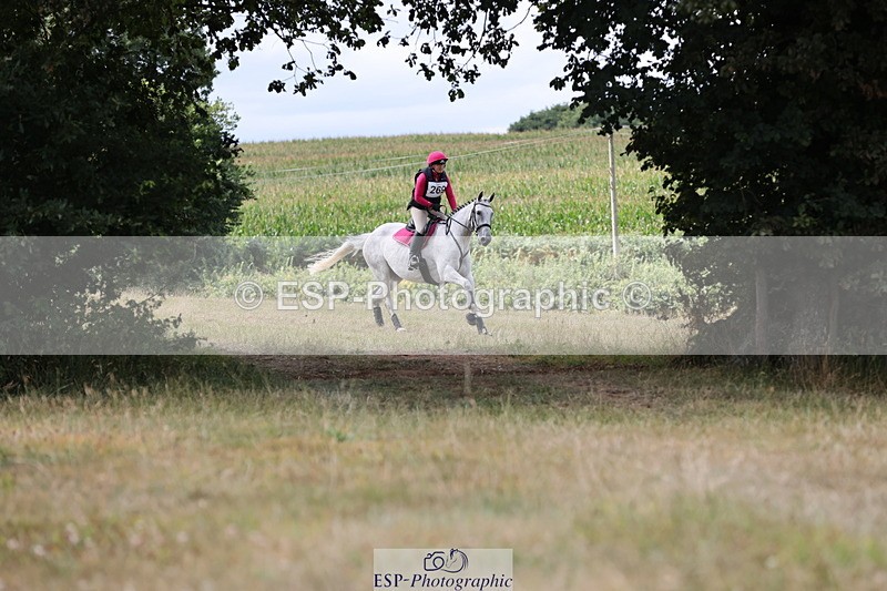 250802A-151728-06681 - F-269-Essie.Barker-BLOODY.NORA