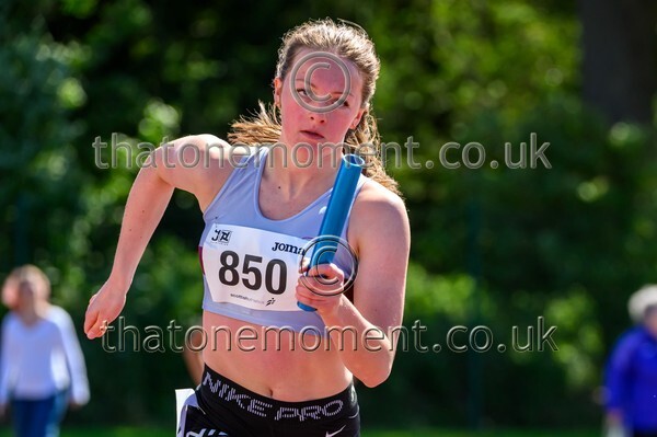 Relays26-920355 - Female Set One