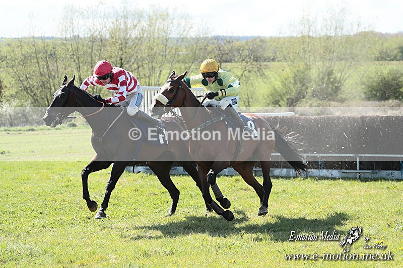 PtP 210425  1033 - Paxford Races Easter Monday 21/04/25