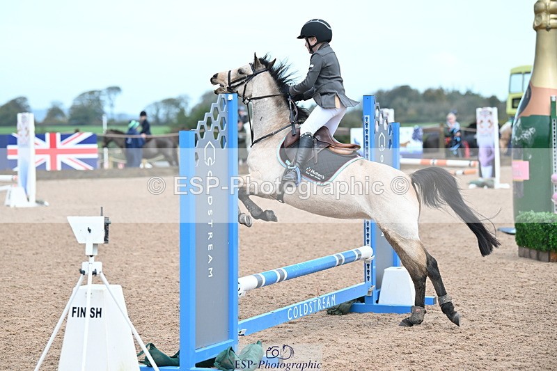 231029A-093344-02430 - 60cm Club and Schools