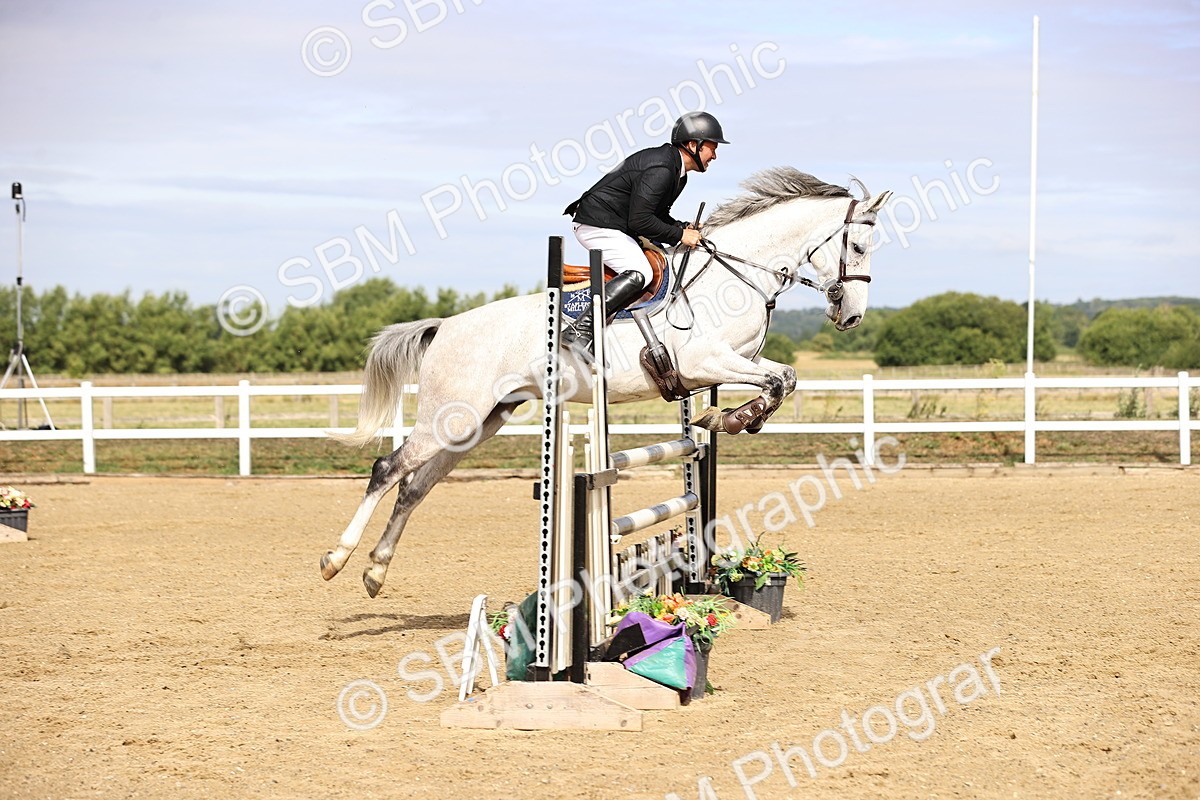 SBM_009349 - Class 7 - Senior Discovery - 1.00m Open