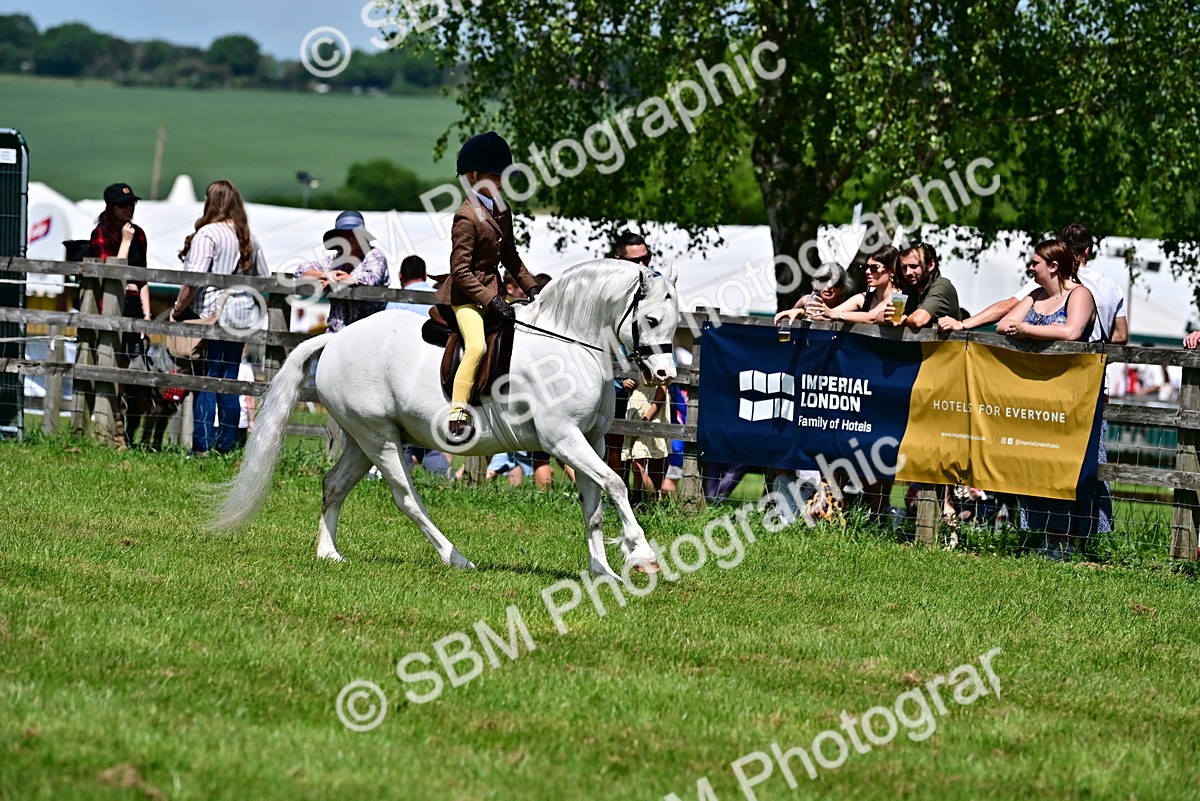 SBM_06064 - Class 59-60 - TSR M&M  Lear Rein and First Ridden Amateur of the year