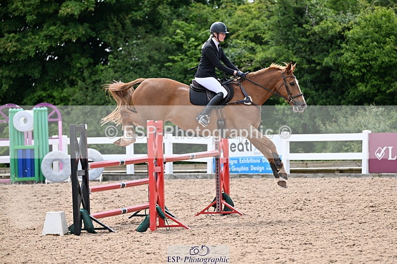 240605A-141914-00699 - Cls 4 Newcomers and 1.10m Open