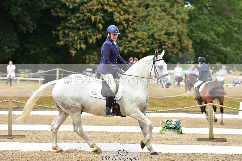 250719A-120330-05430 - 014-Debby.Appleby-Bit.Of.Bubbly