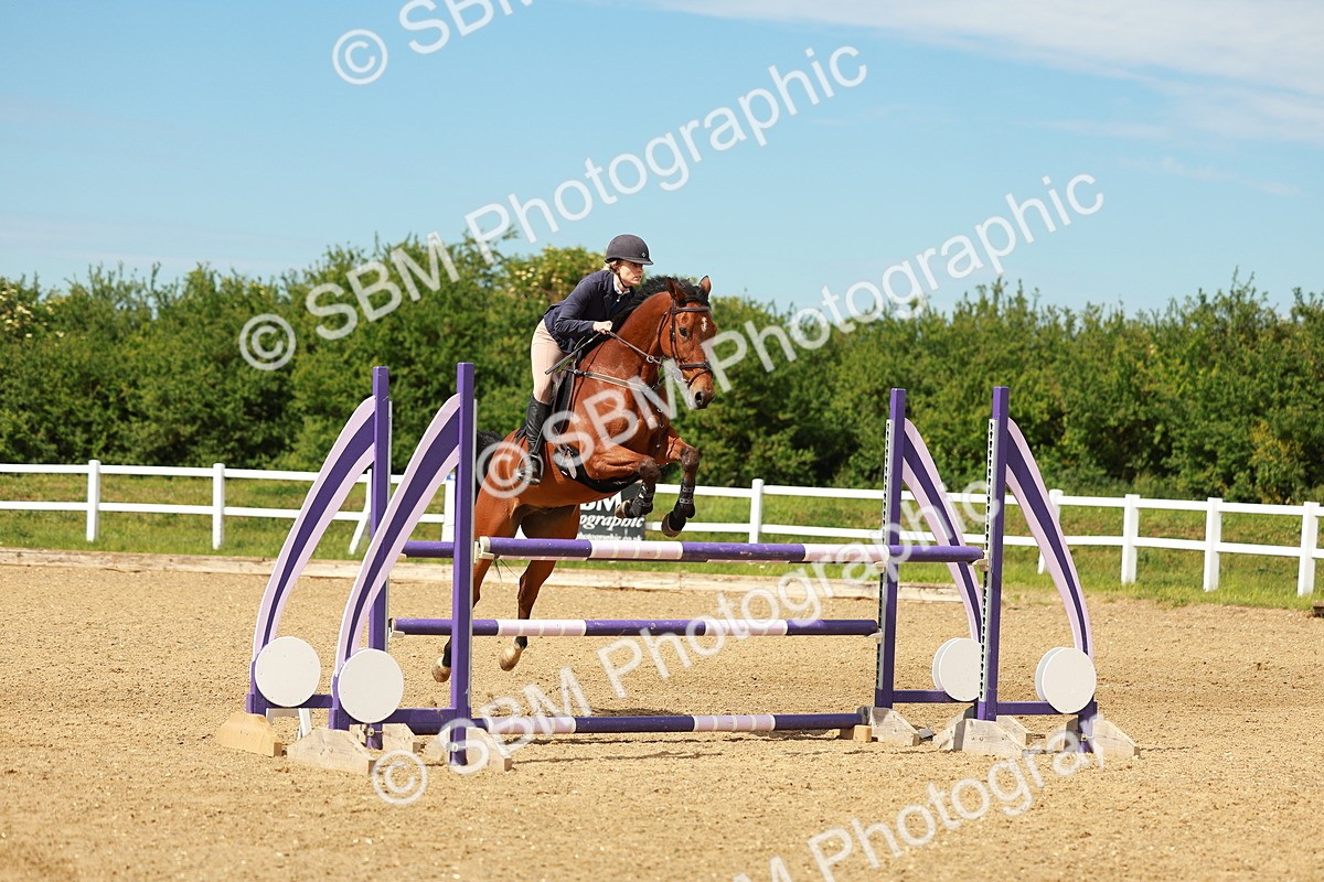 SBM_002404 - Class 4 - Senior Newcomers - 1.10m