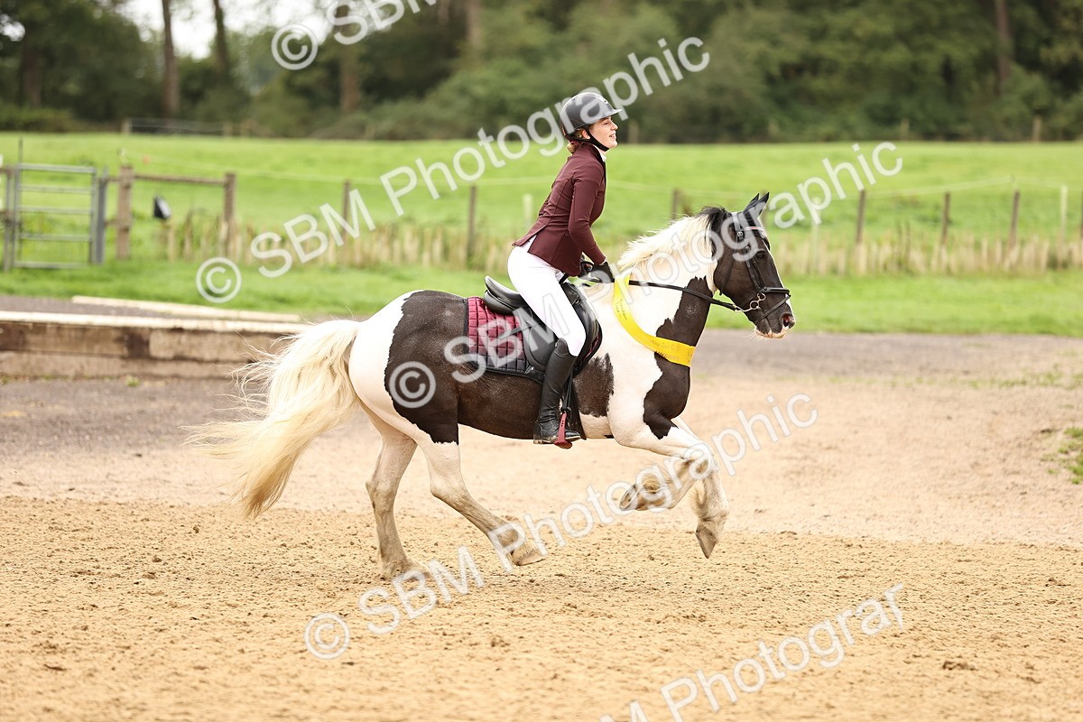 SBM_60811 - J42 - Grand Tour Horse & Pony 1.00m Championship