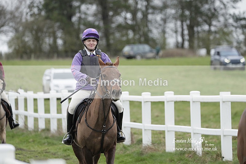 PtP 260323 0018 - New Forest Hounds Point-to-Point Larkhill 26/03/23