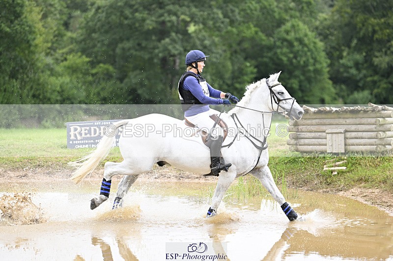 240804-131037-13955 - 455-Nicola_Horsley-Gubbins-RATHNAGREW_GREY_TEX