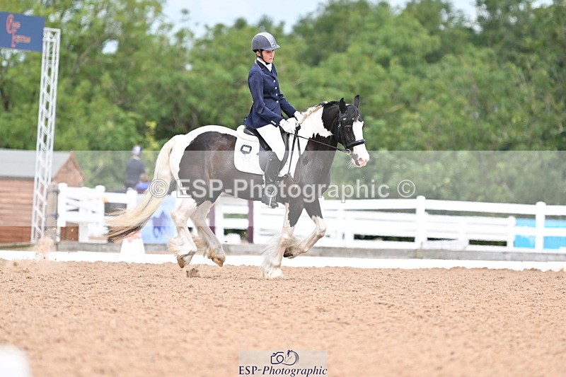 240817A-122426-08267 - 278-Chloe.Matravers-Fancy.pants