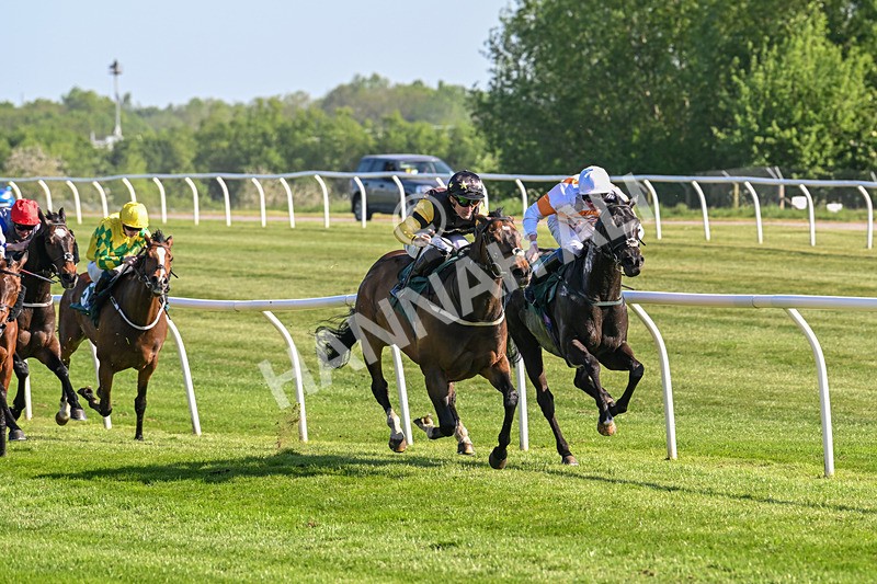 120525-Race 7-Water Of Leith-9074 - Race 7