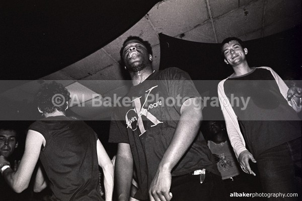 44 - Friends-&-Family @ the-roadhouse 04.09.02