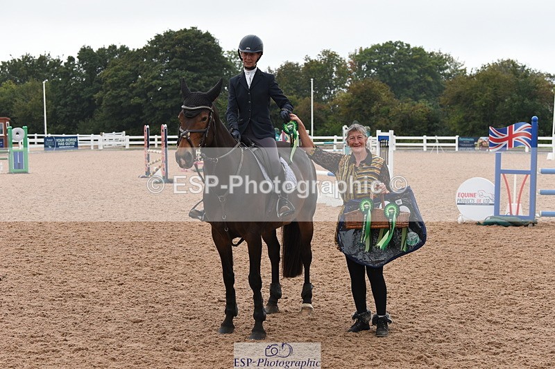 230902A-114220-00636 - Cls 8 1.05m Amateur Quali