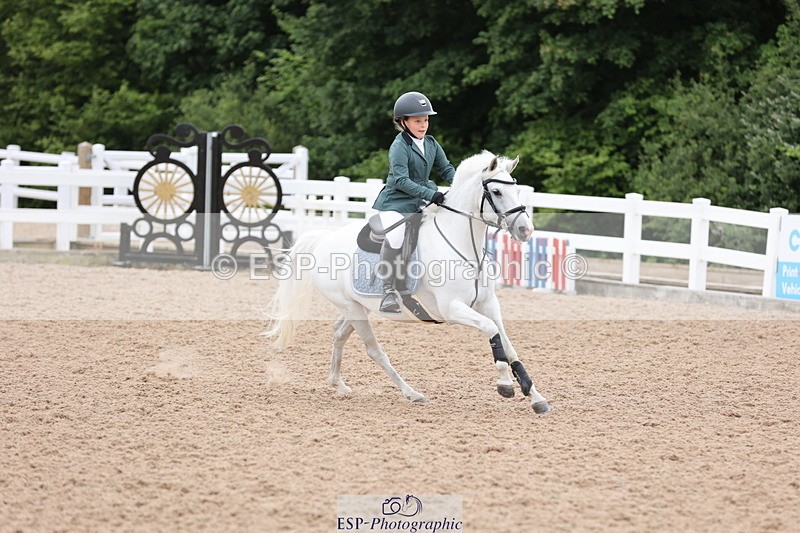 240630A-180317-16277 - Cls 28 Stepping Stones 128cm + 138cm