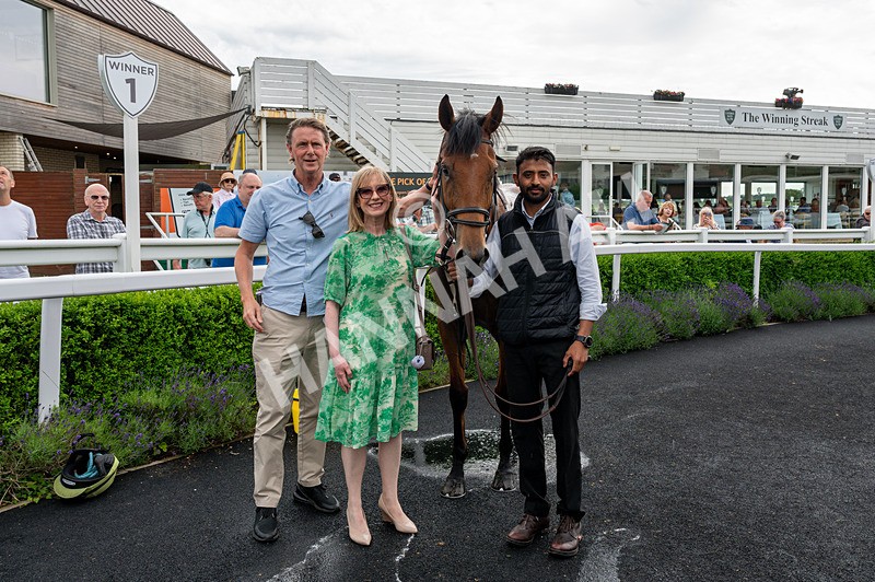 220626-Race 5-Treasure Islands-3345 - Race 5 16.35pm Start Your Racing TV Free Trial Handicap