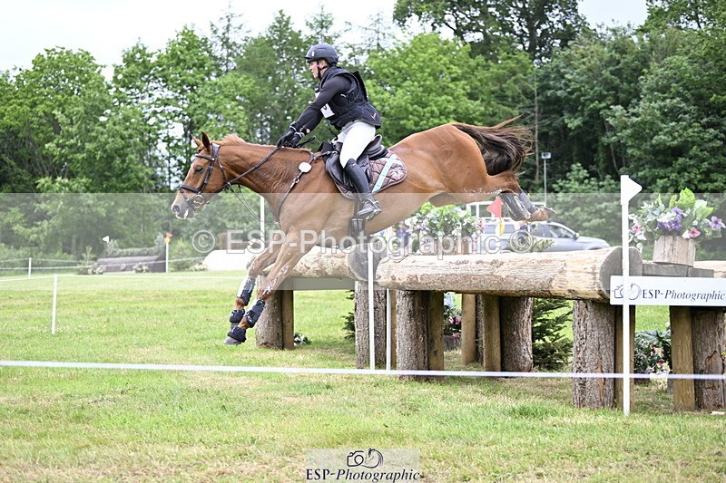 250524A-165551-14635 - C-276-Sammi.Birch-ROSAS.PARTY