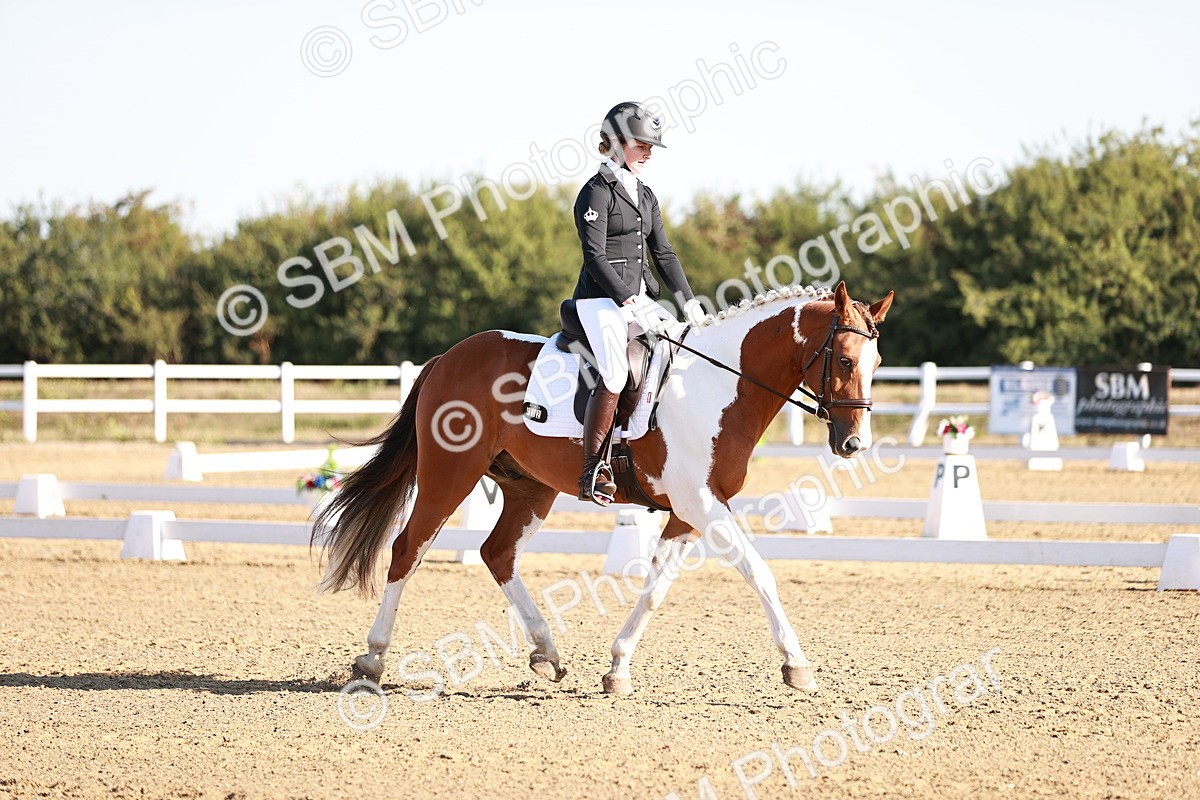 SBM_004193 - Class 12 - Novice 5 - 9.07-10.10