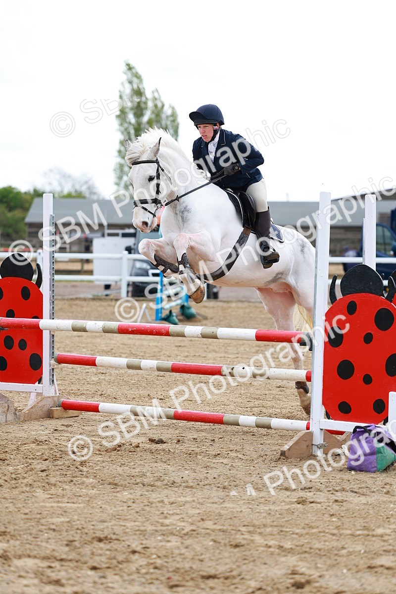 SBM_001923 - class 8 - Senior British Novice - 90cm