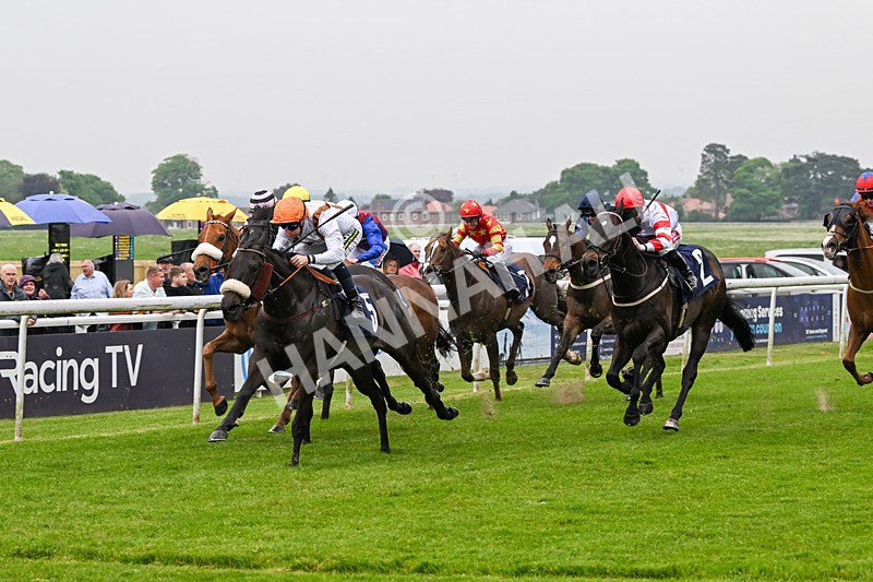 140524-Race 3-Emeralds Pride-1794 - Race 3