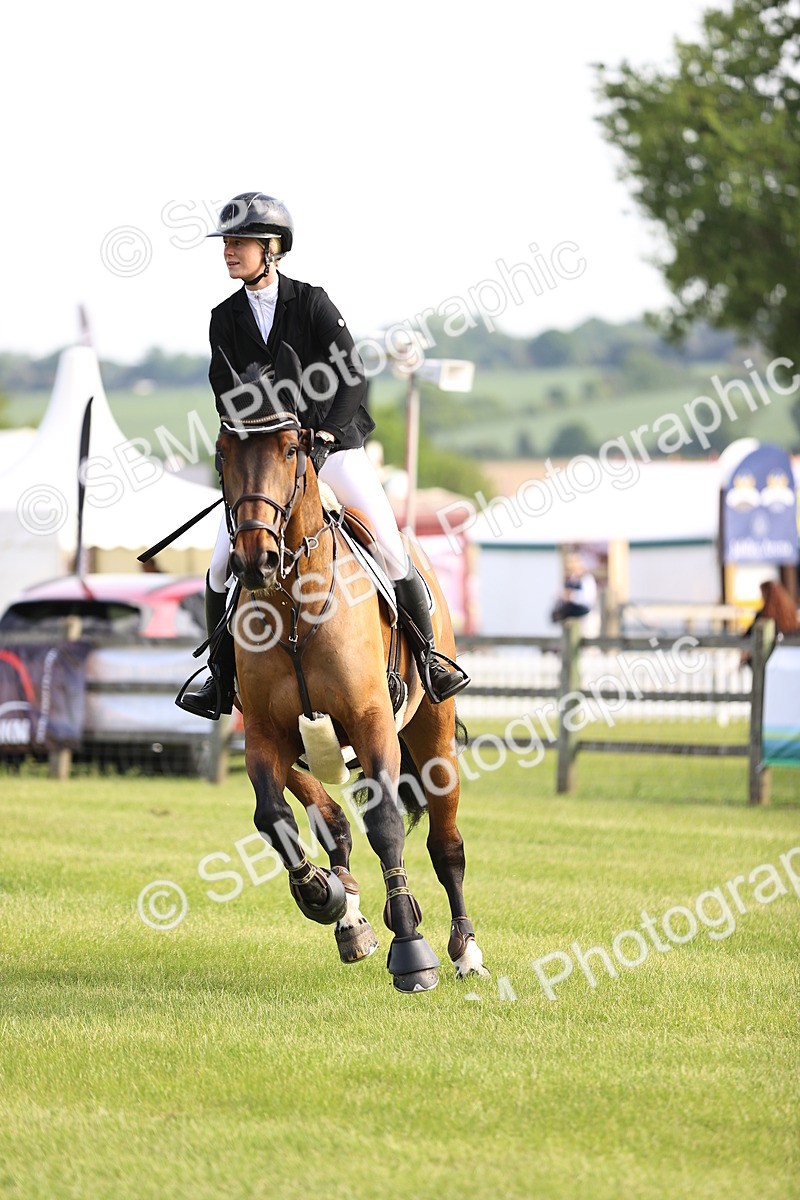 SBM_01191 - Class 200 - Martin Grant Homes Welcome Stakes 1.25m Open