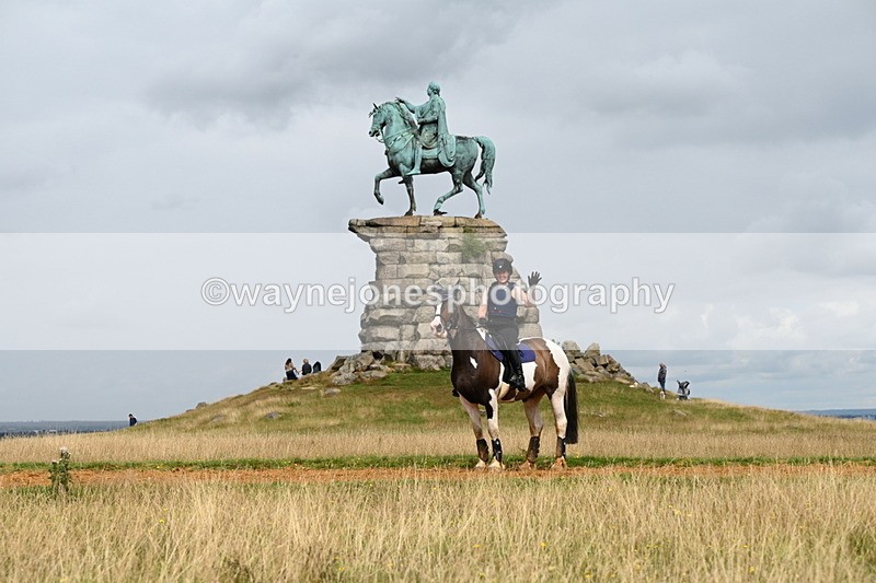 DSC_8096 - Time at Statue 13:52 to 14:33