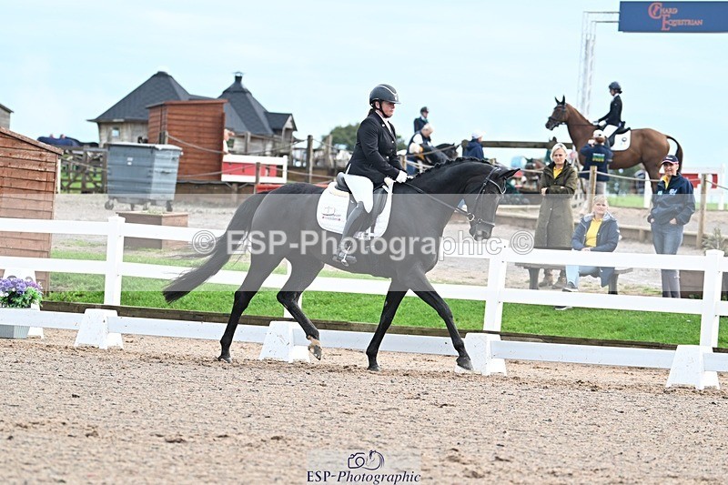 250907-112011-07194 - 003-Helen.JamesDecadent