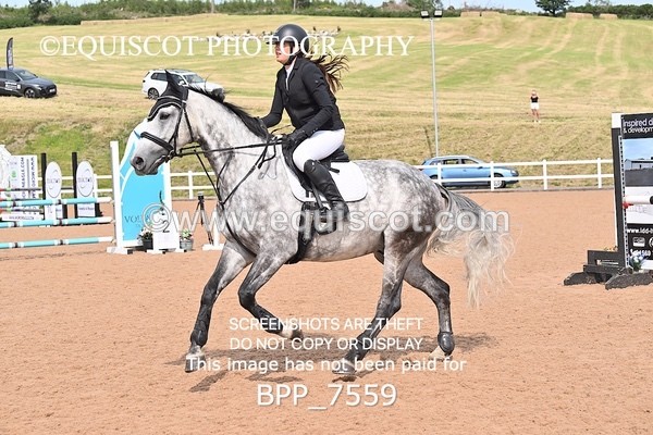 BPP_7559 - CLASS 15 FRI Senior 1.05m Open
