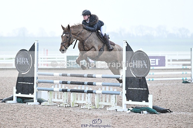 251206-100038-00615 - Cls 9 British Novice