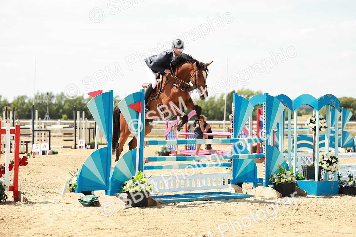 SBM_007740 - Class 3 - Senior Newcomers - 1.10m Open