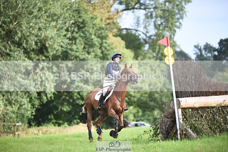 240804-174716-19556 - 754-Isla_Kitson-VIOLETTA_B