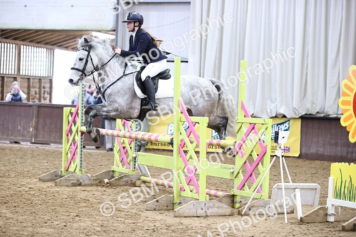 SBM_001790 - Class 11 - Blue Chip Pony Newcomers - 1.00m